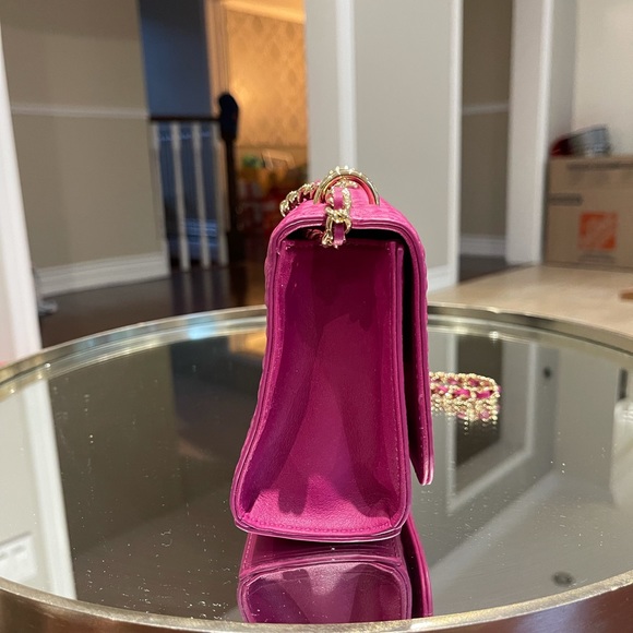 Tory Burch Crossbody Bag (SOLD) - Picture 2 of 4